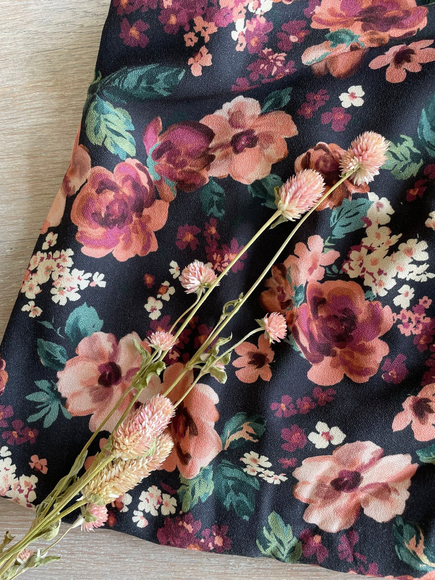 Crêpe Viscose - Imprimé Camille - Noir & Prune