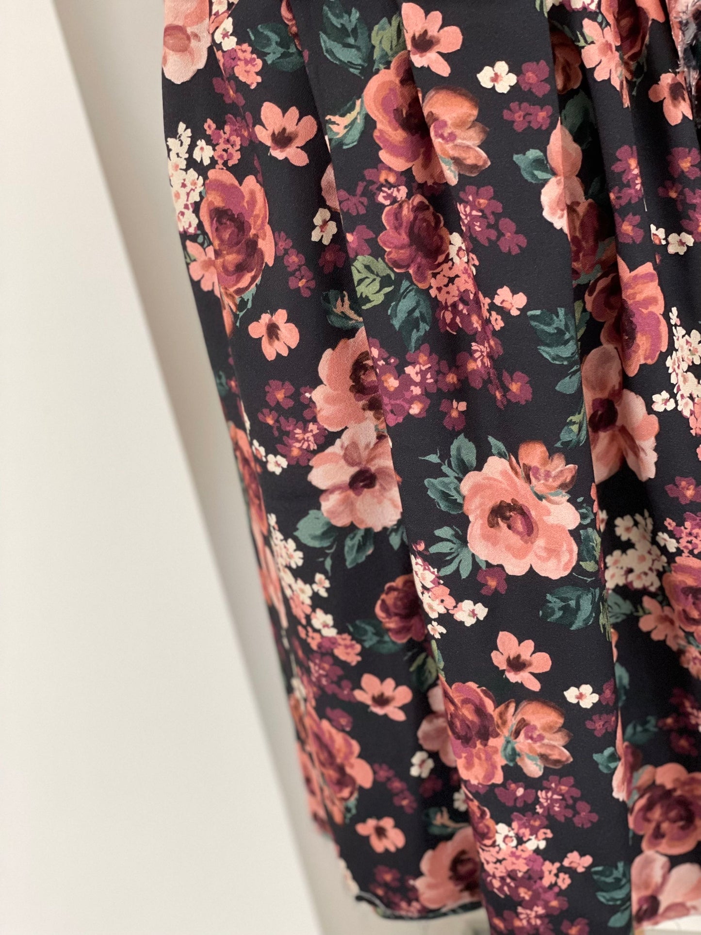 Crêpe Viscose - Imprimé Camille - Noir & Prune