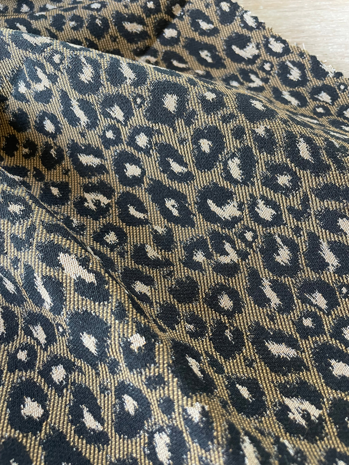 Jacquard amelia
