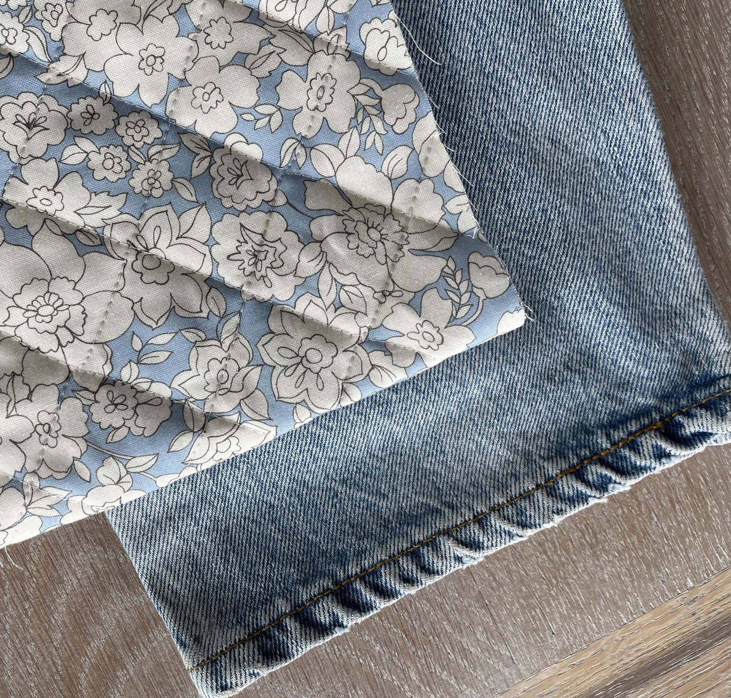Matelassé coton Bio - Imprimé Garance - Bleu doux