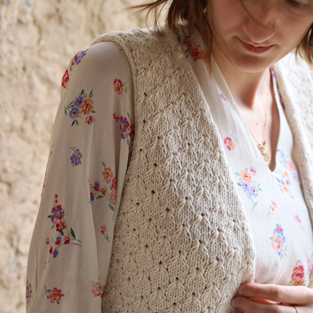 Kit tricot - Gilet Iris en fil Oléron - Collab' Mailles Héritage x Atelier 27
