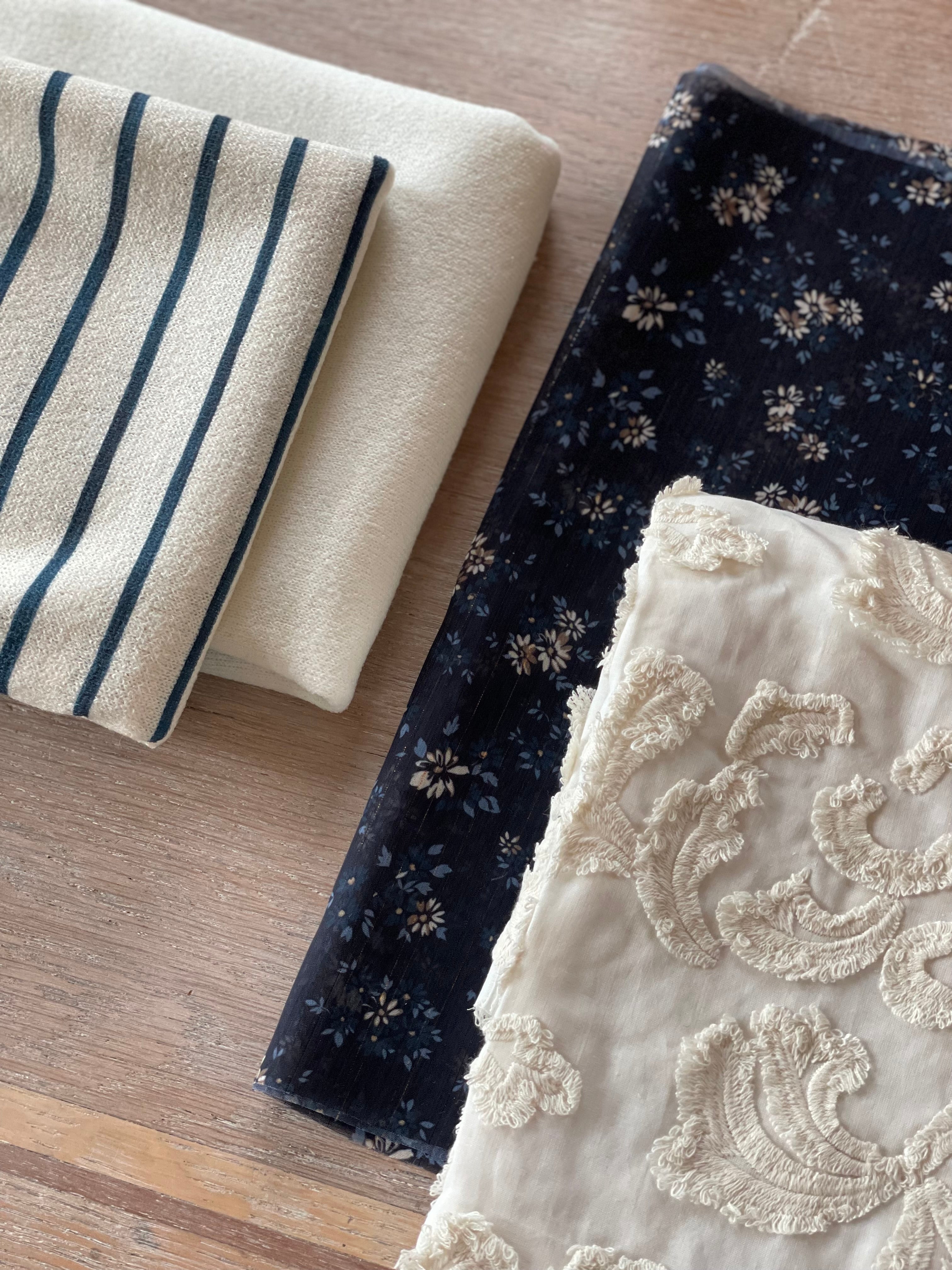 Voile lurex or - Imprimé Simone - Marine