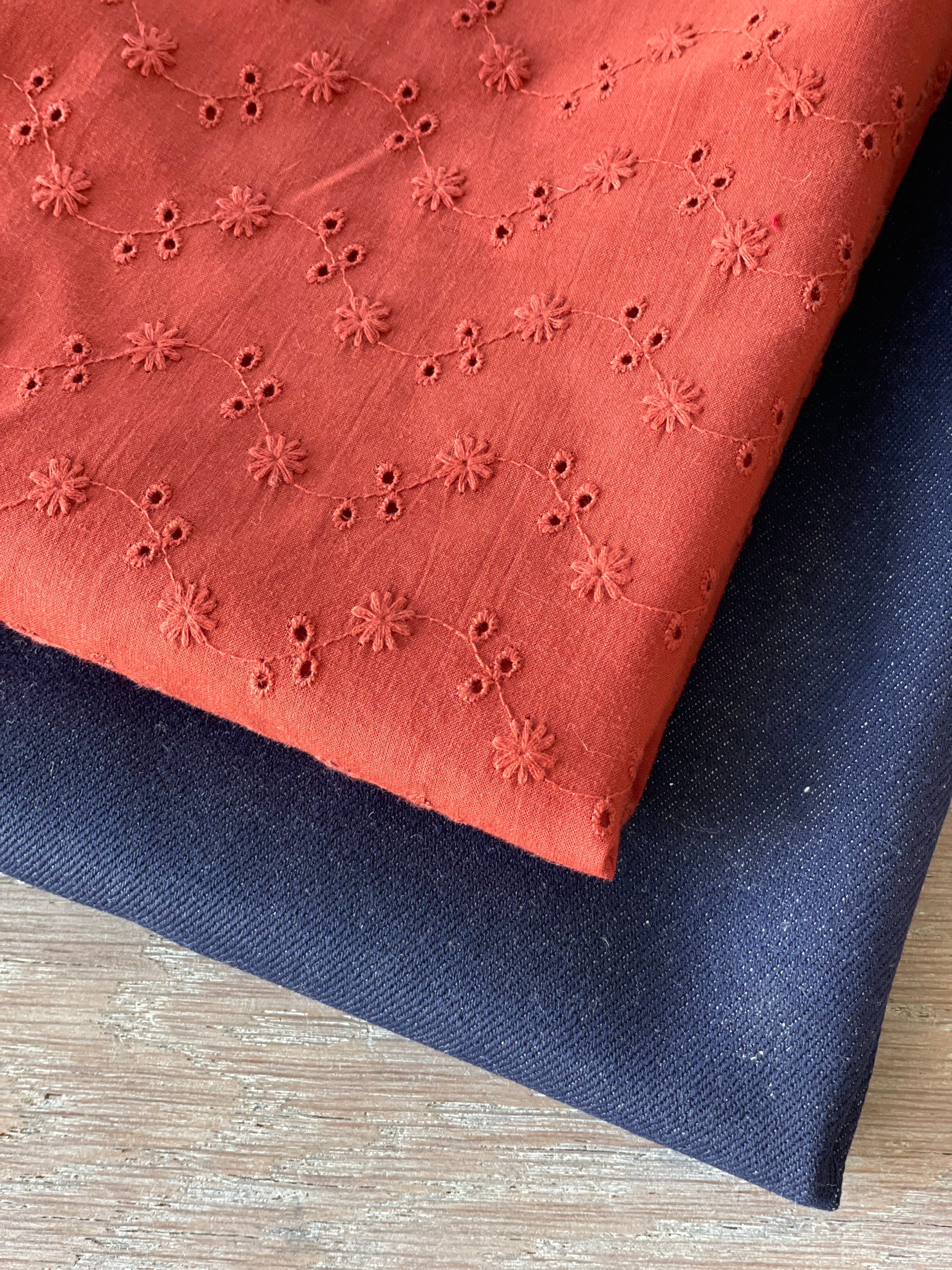 English embroidery - Openwork - Brick