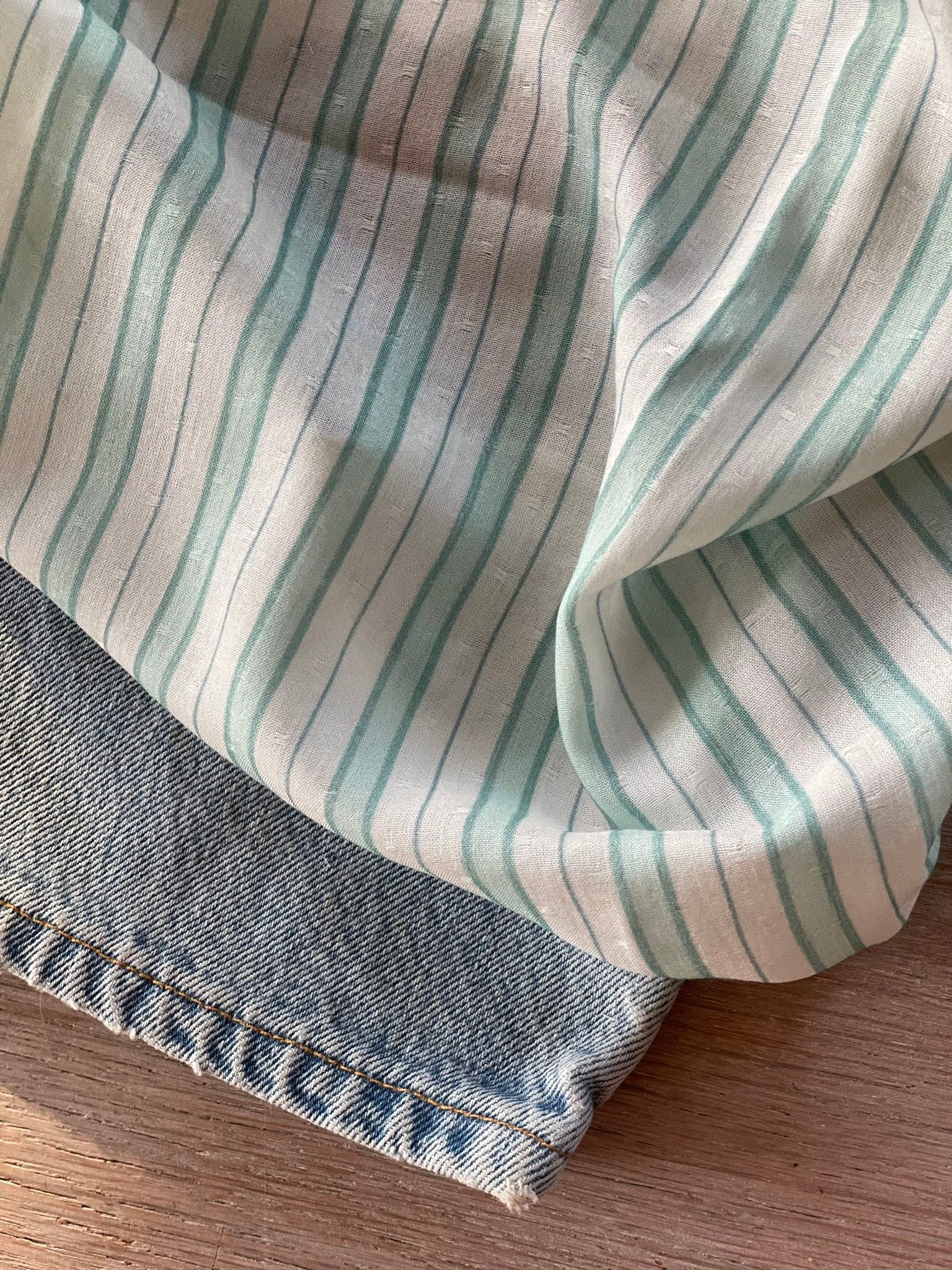 Viscose Plumetis - Luana Print - Aqua