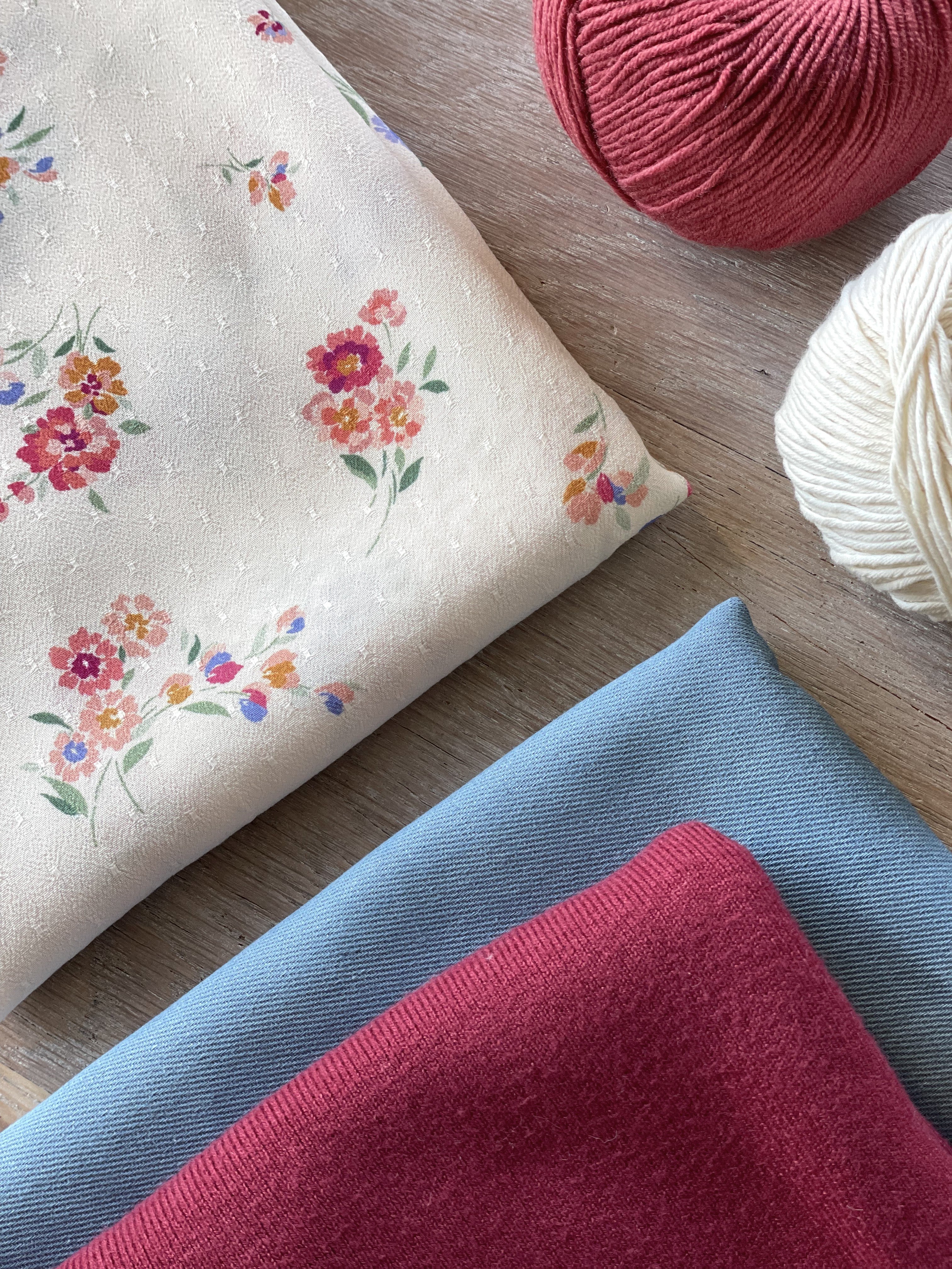 Crêpe plumetis de Viscose - Imprimé Lila