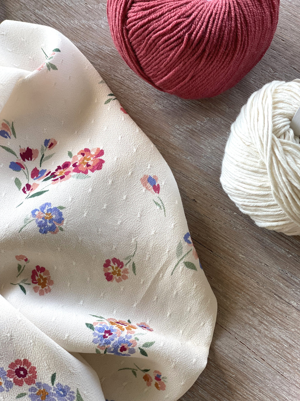 Crêpe plumetis de Viscose - Imprimé Lila