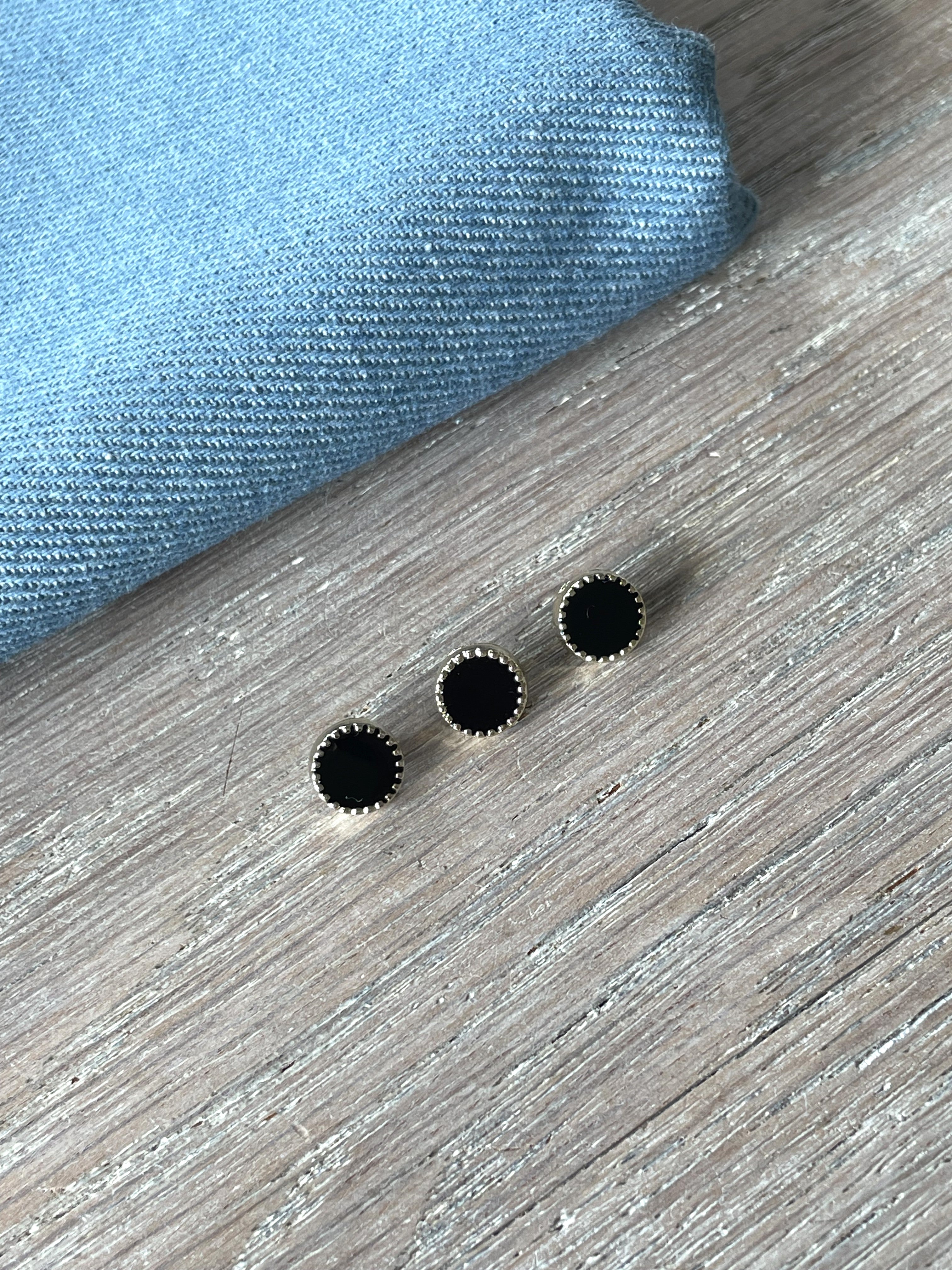 Bouton à coudre - L'Adorable - Or & Noir