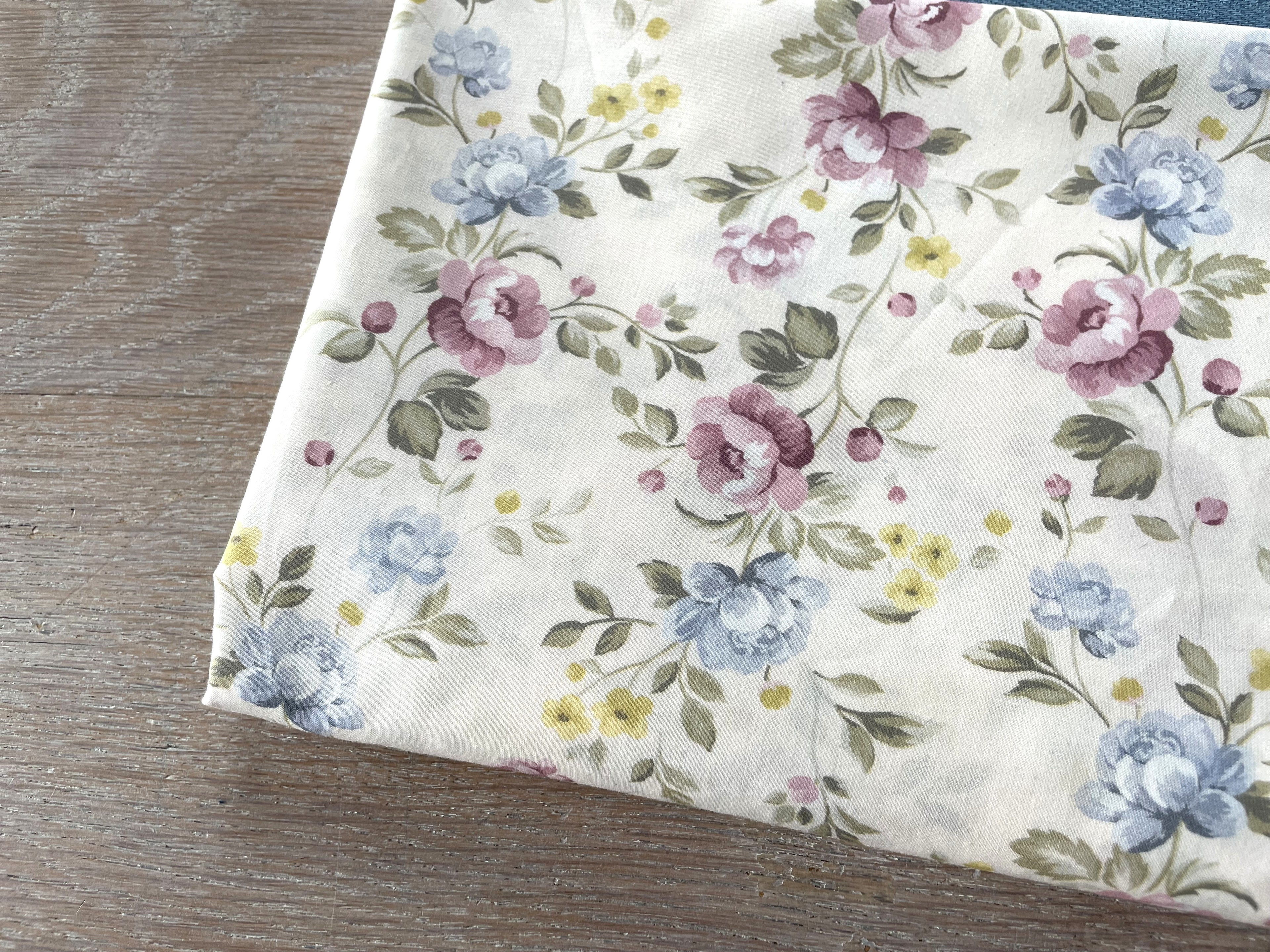 Douce popeline de coton - Imprimé Louise - Ivoire