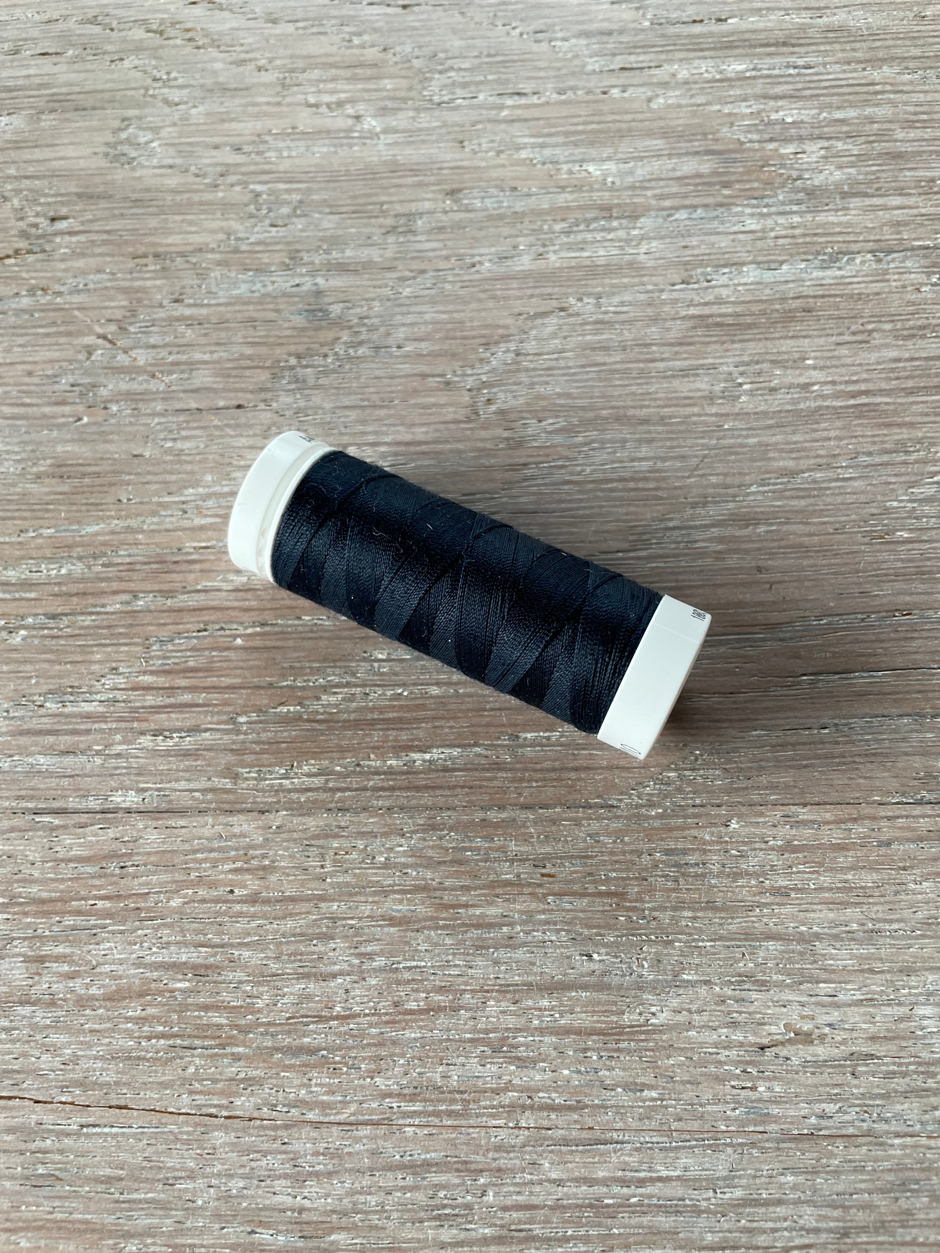 Fil à coudre Mettler Seralon - Bleu Nuit - 200m