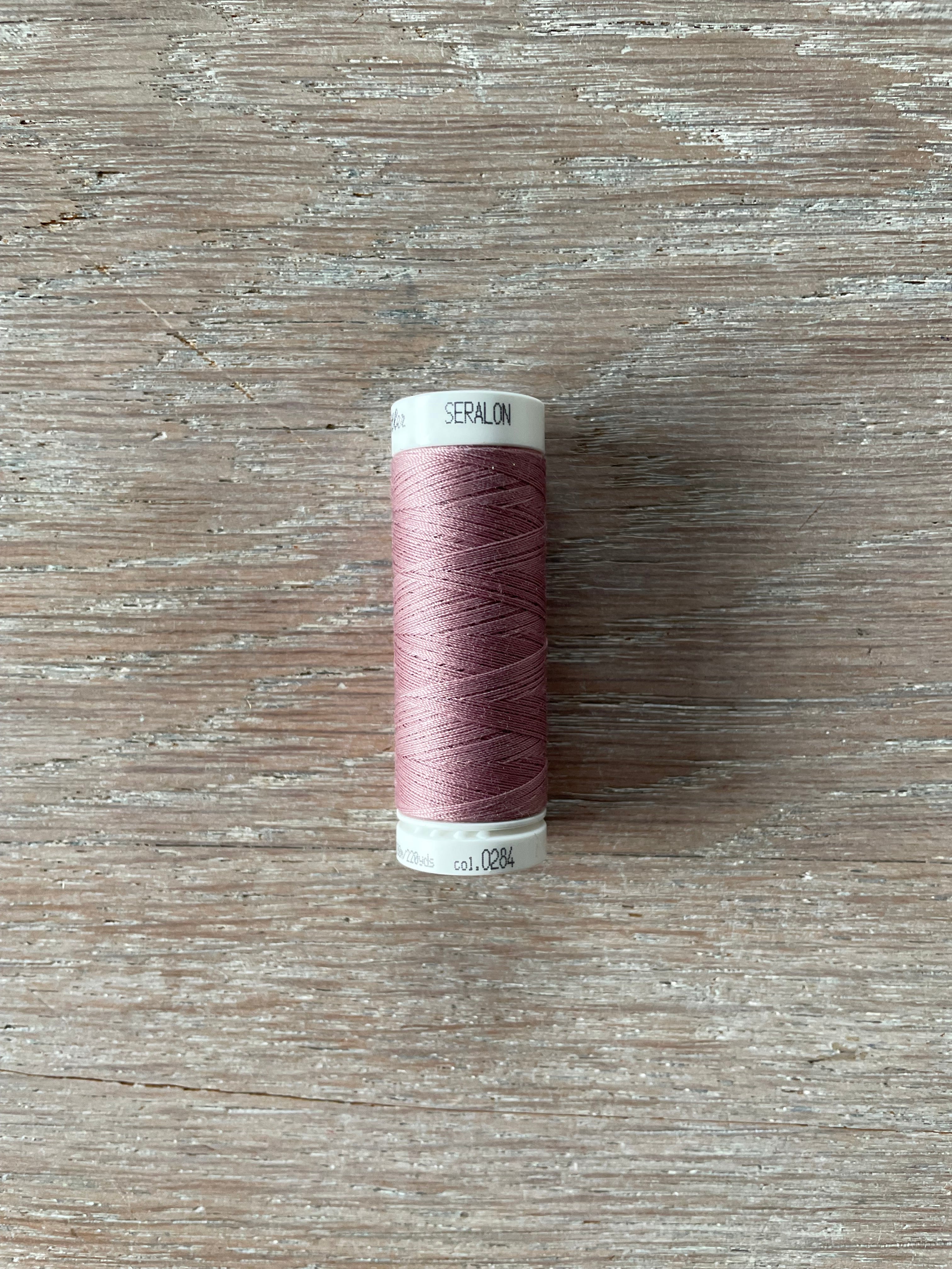 Fil à coudre Mettler Seralon - Vieux rose - 200m