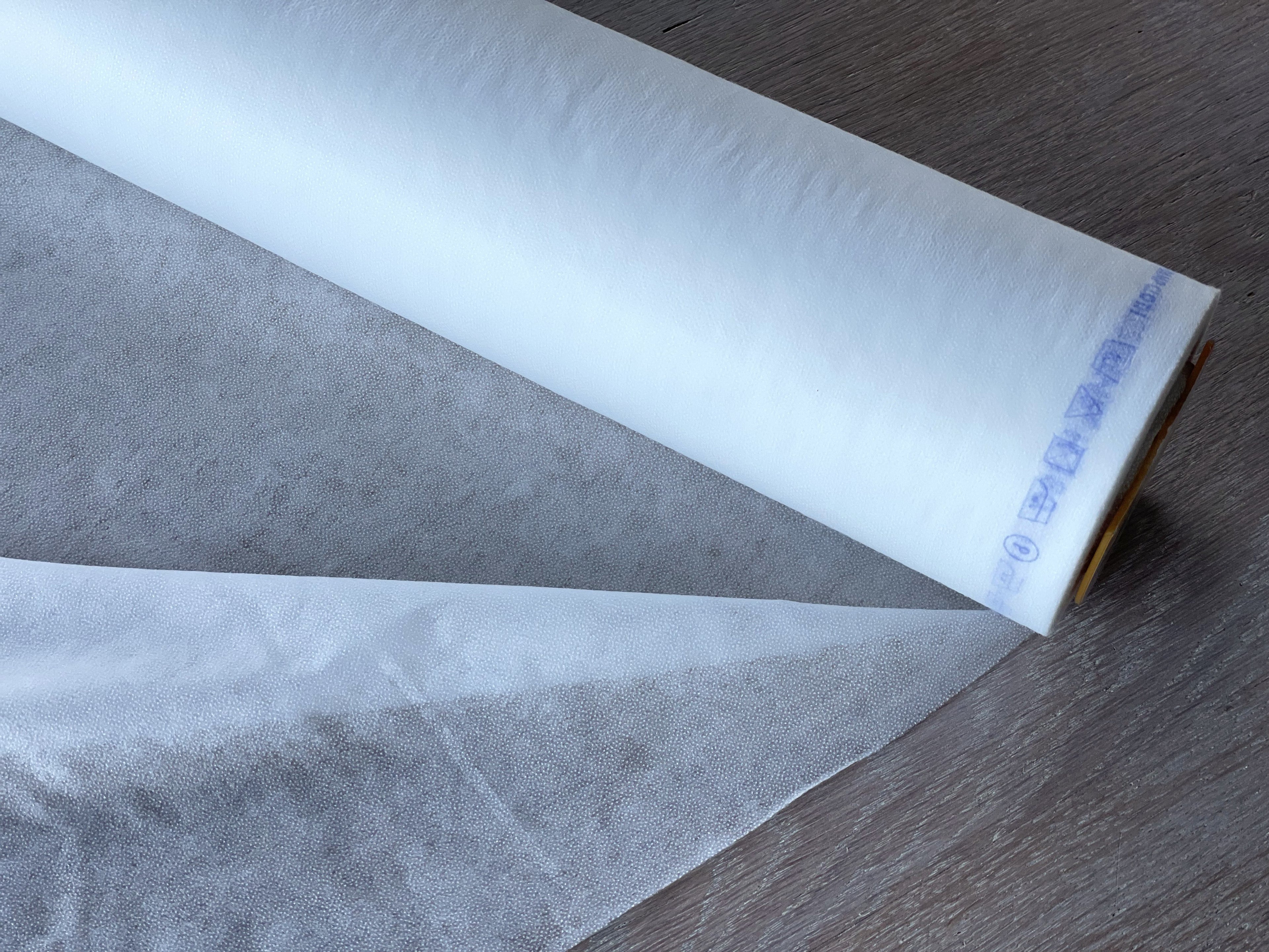 Entoilage thermocollant non tissé Vlieseline H180 - pour tissus fins et légers