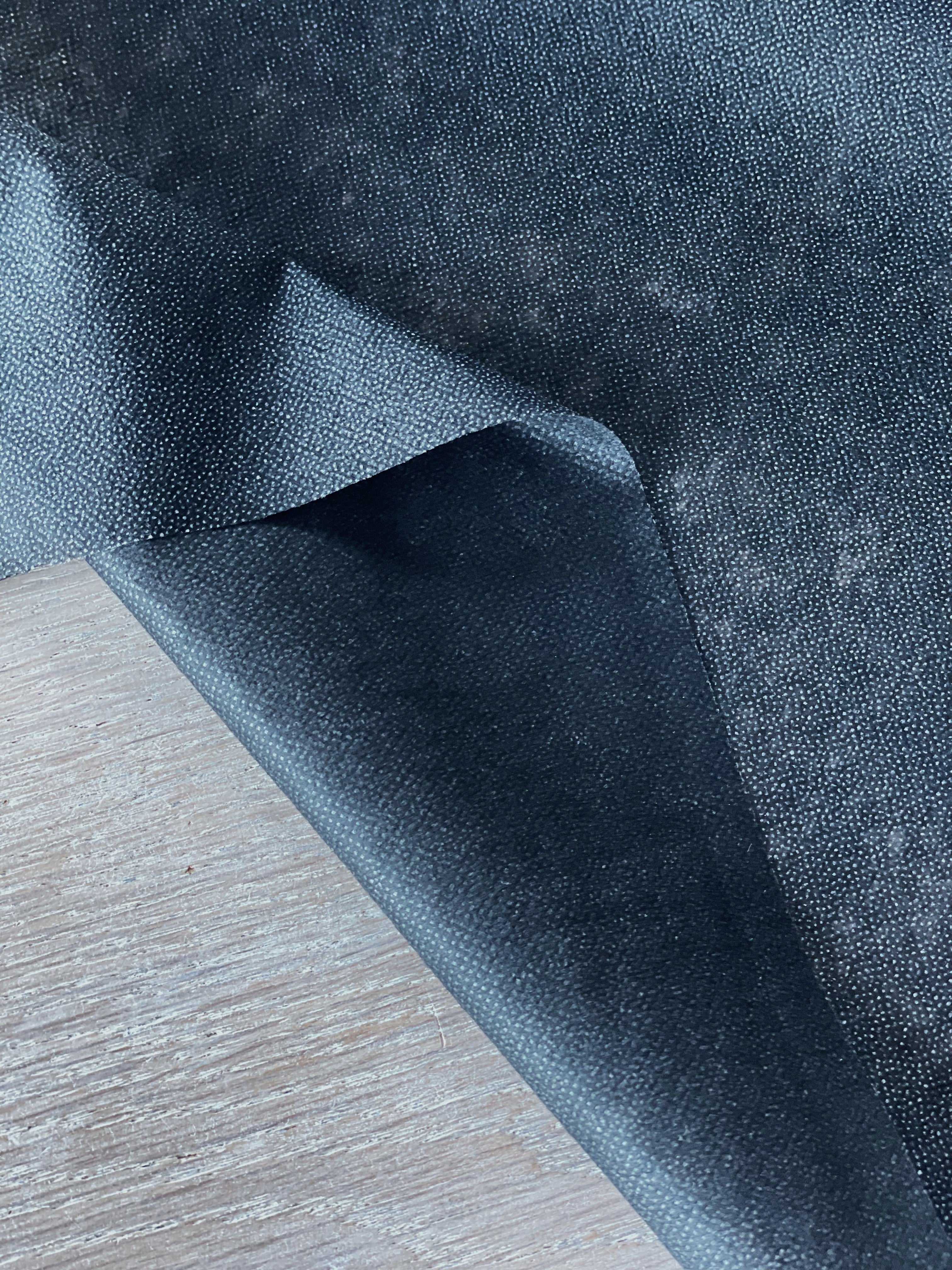 Entoilage thermocollant non tissé Vlieseline H180 - pour tissus fins et légers