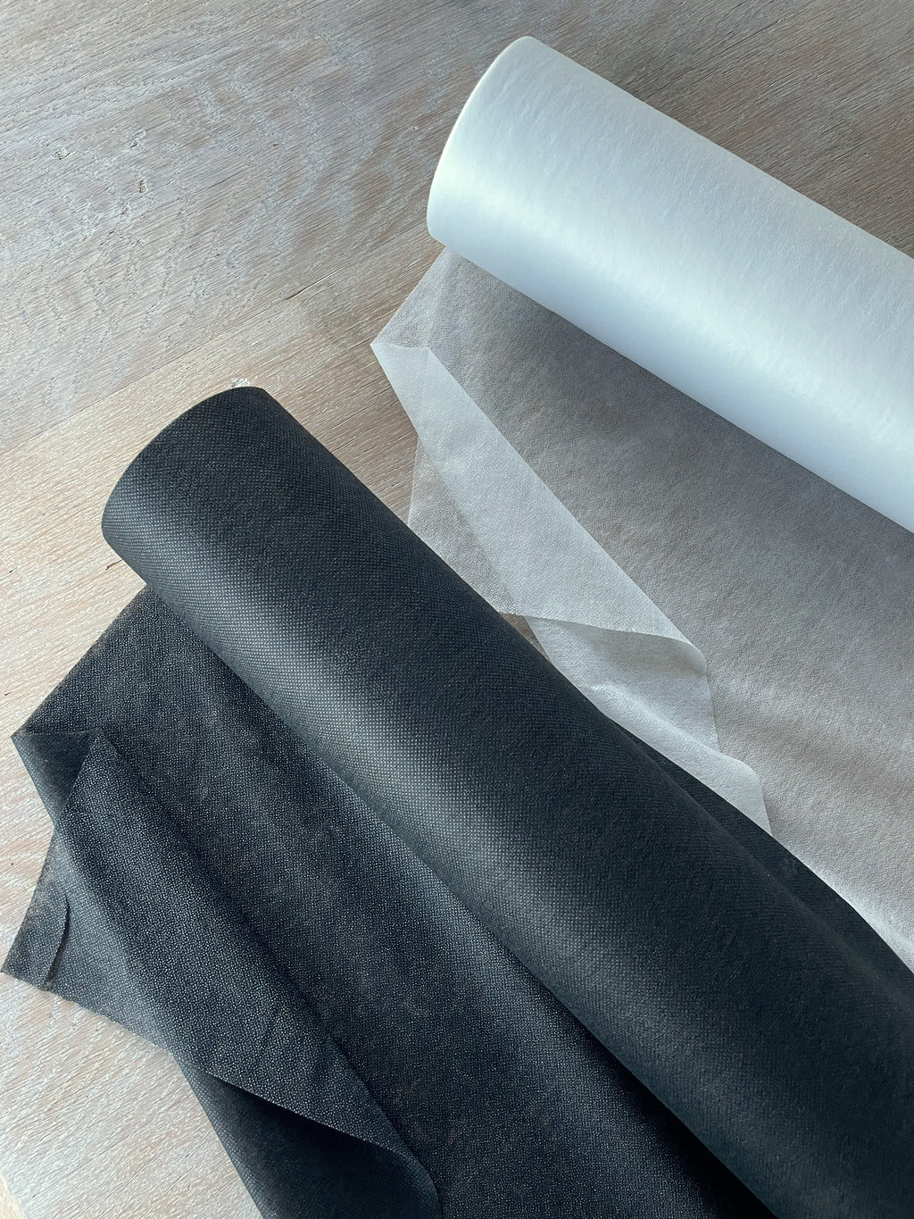 Entoilage thermocollant non tissé Vlieseline H180 - pour tissus fins et légers