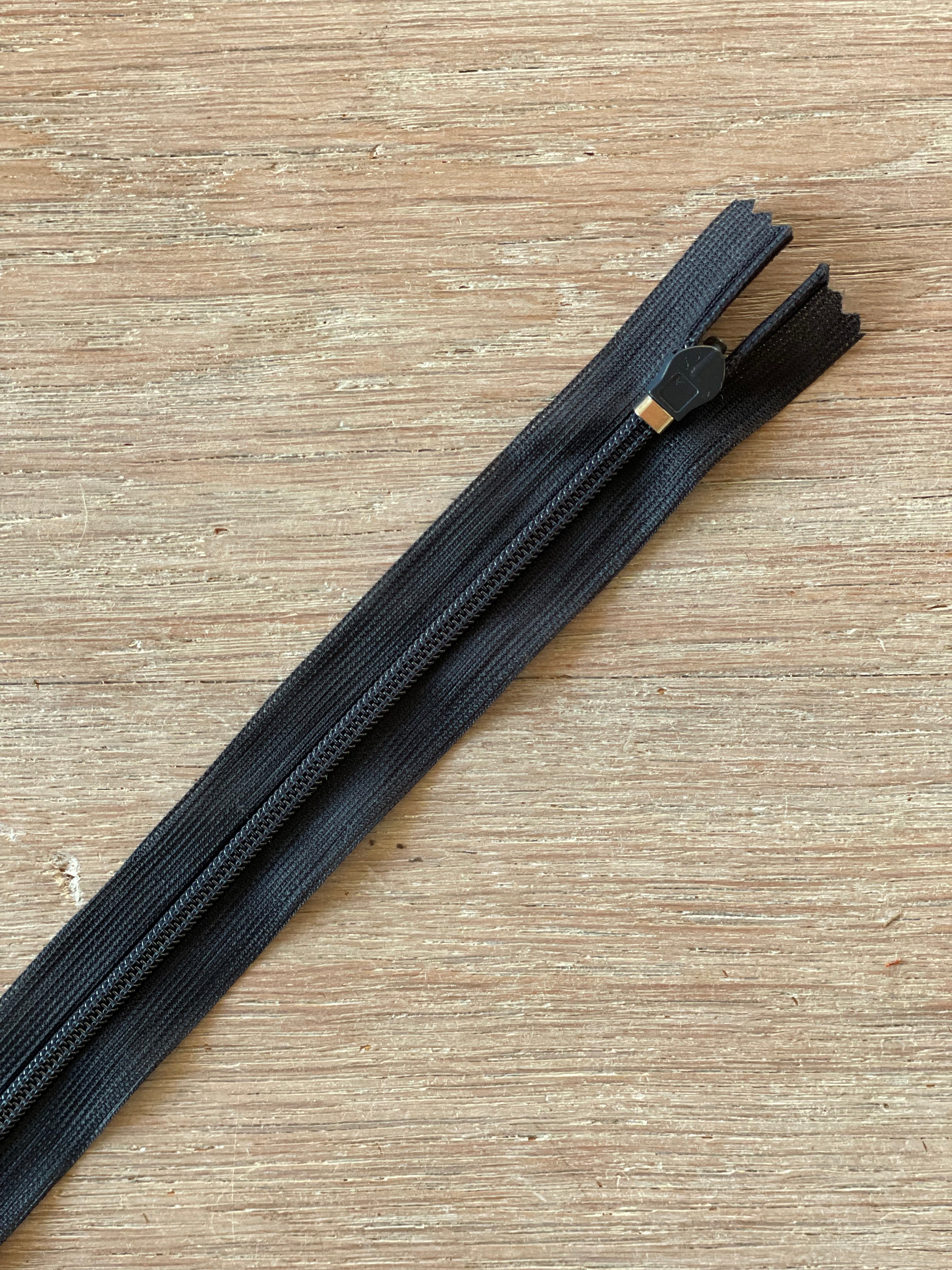 Fermeture à glissière invisible 60cm