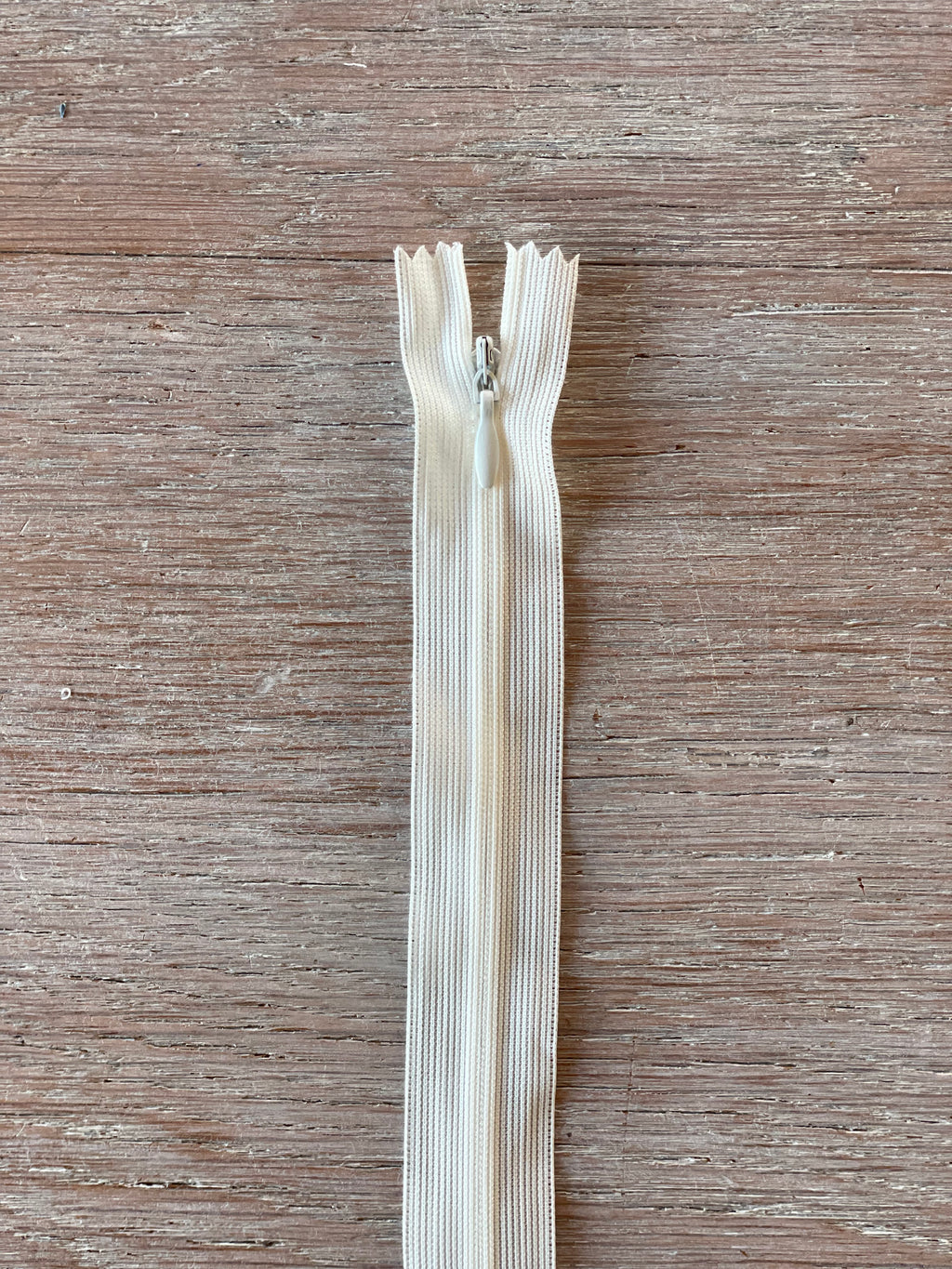 Fermeture à glissière invisible 60cm