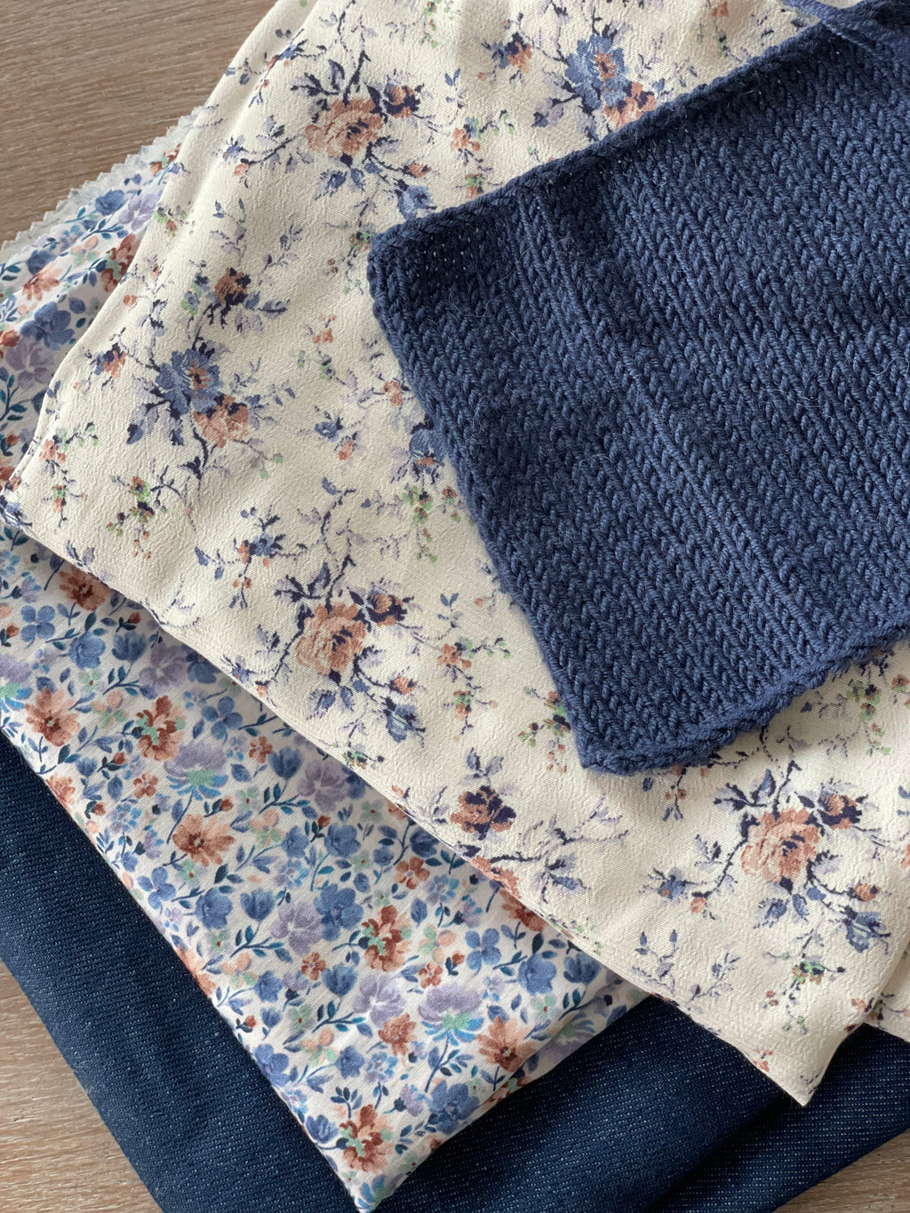 Laine Glasgow - Denim - DK