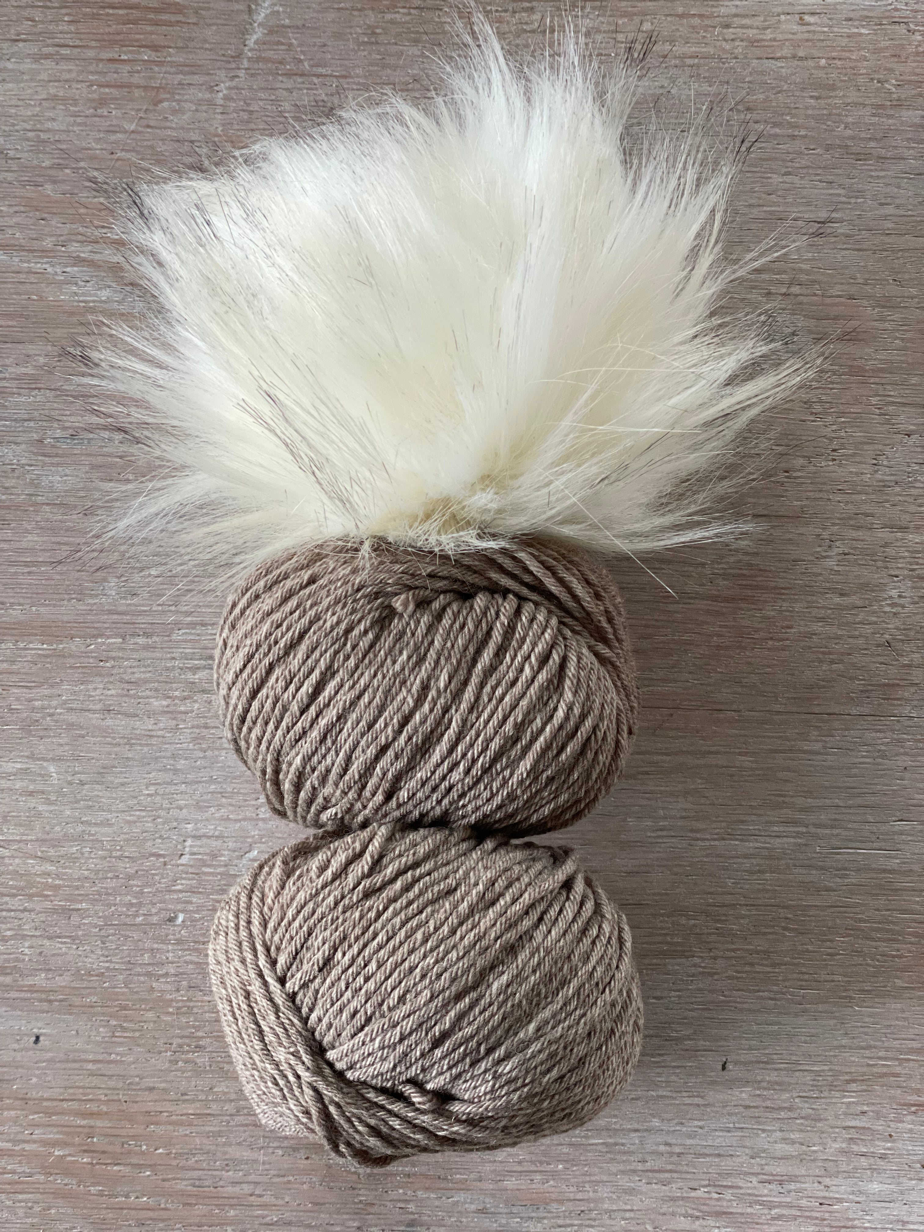 Kit à tricoter Laine Edimbourg beige + Pompon au choix