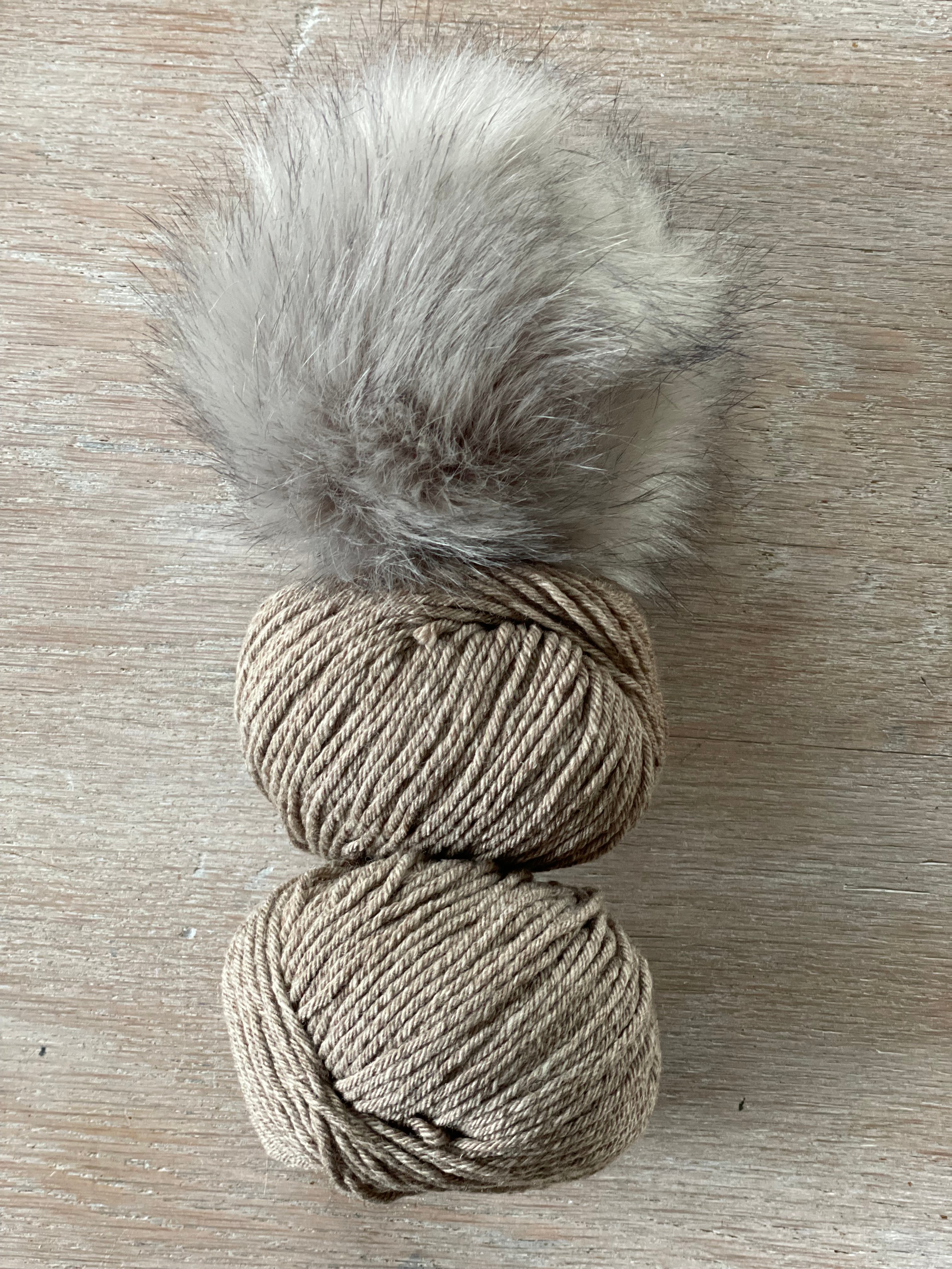 Kit à tricoter Laine Edimbourg beige + Pompon au choix