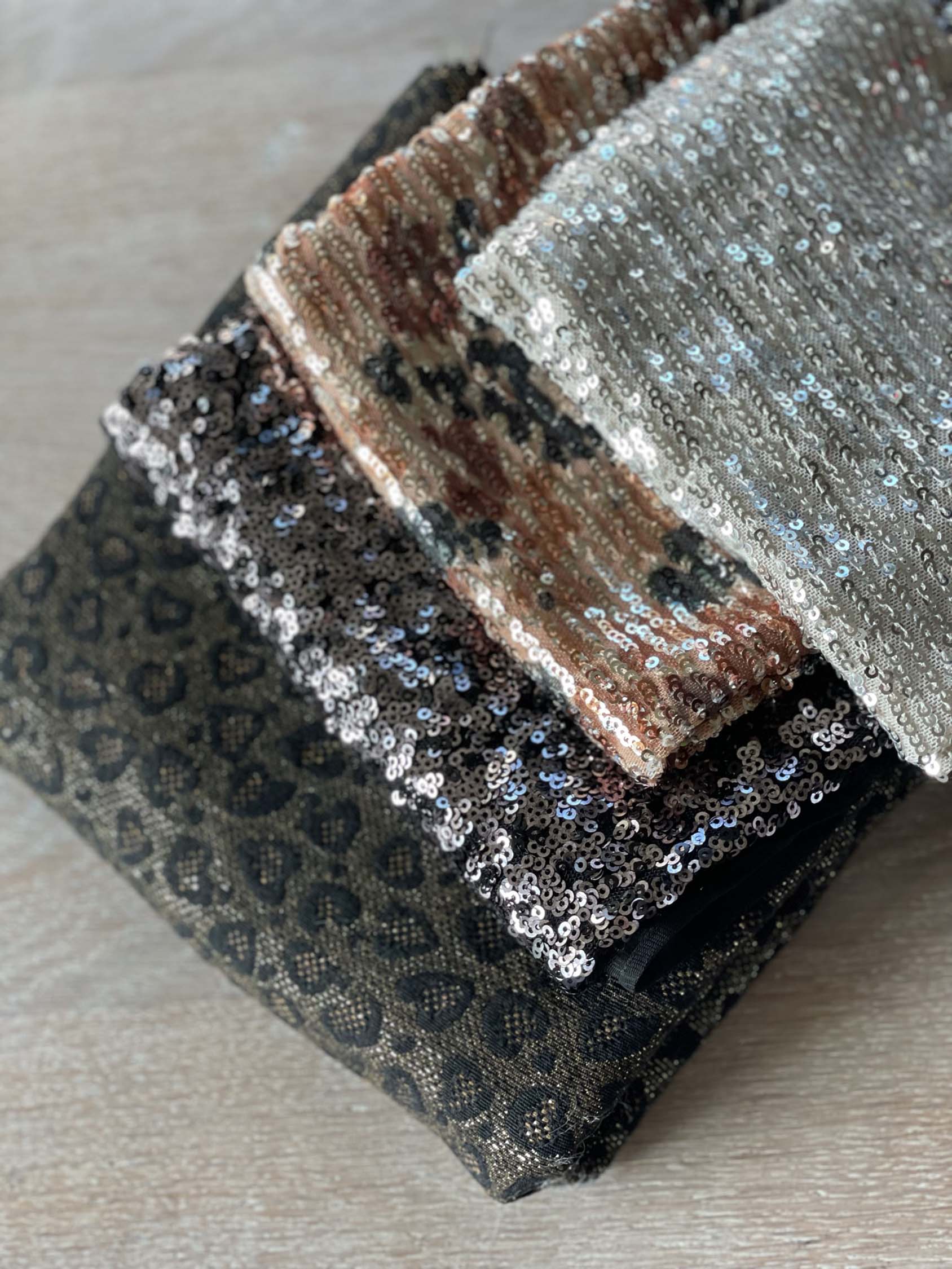 Jacquard - Léo - Noir, Choco & Or