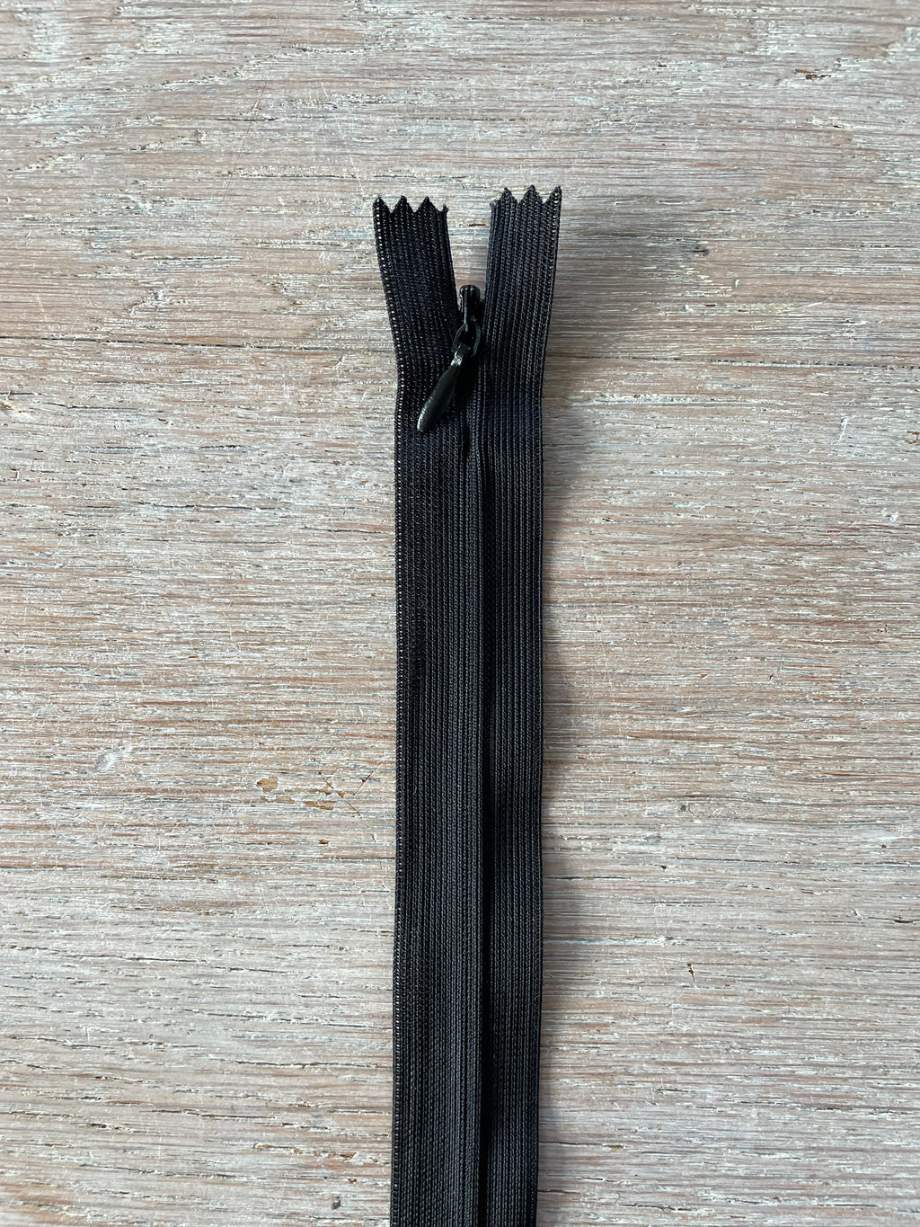 Fermeture à glissière invisible noir