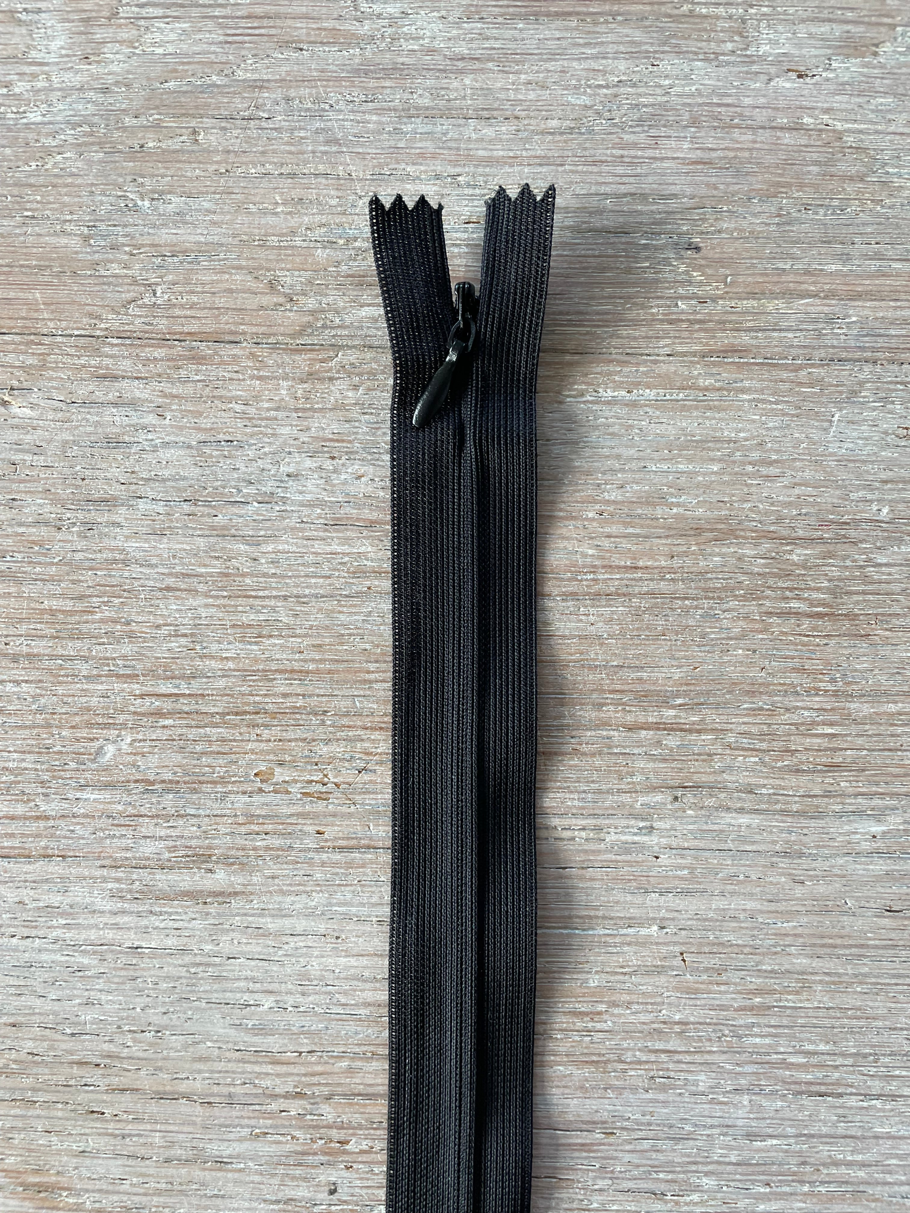 Fermeture à glissière invisible noir