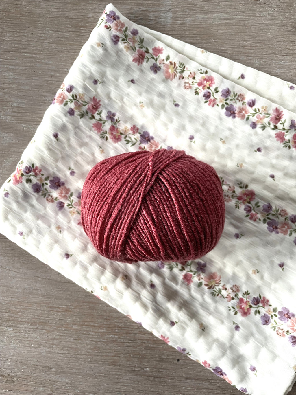 Laine Glasgow - Framboise - DK