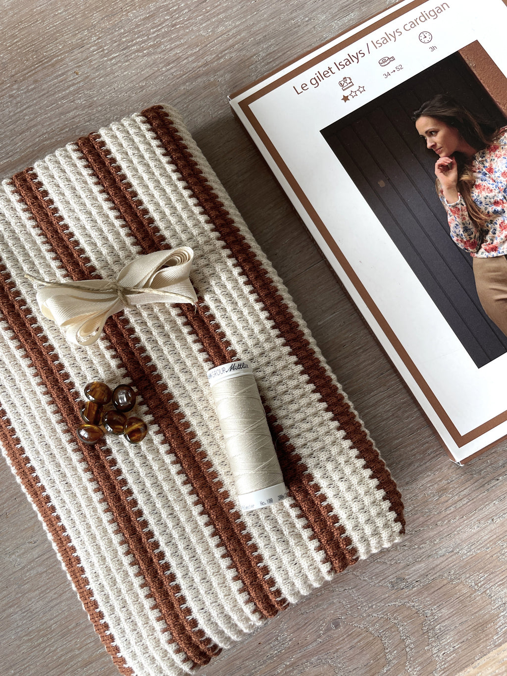 Ensemble Gilet Isalys & Maille Texturée Pépita
