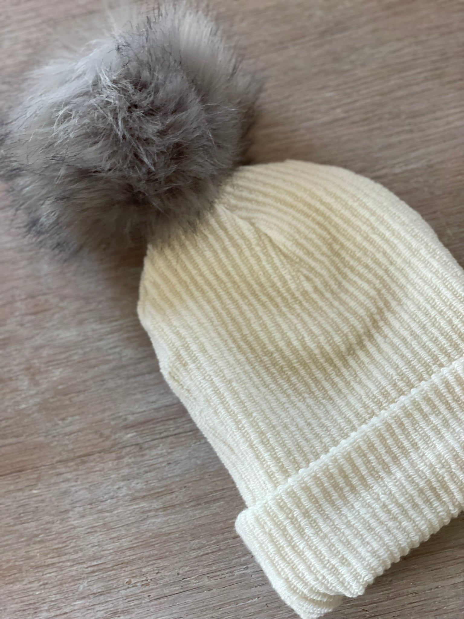 Kit à coudre Maille côtelée de laine + Pompon au choix