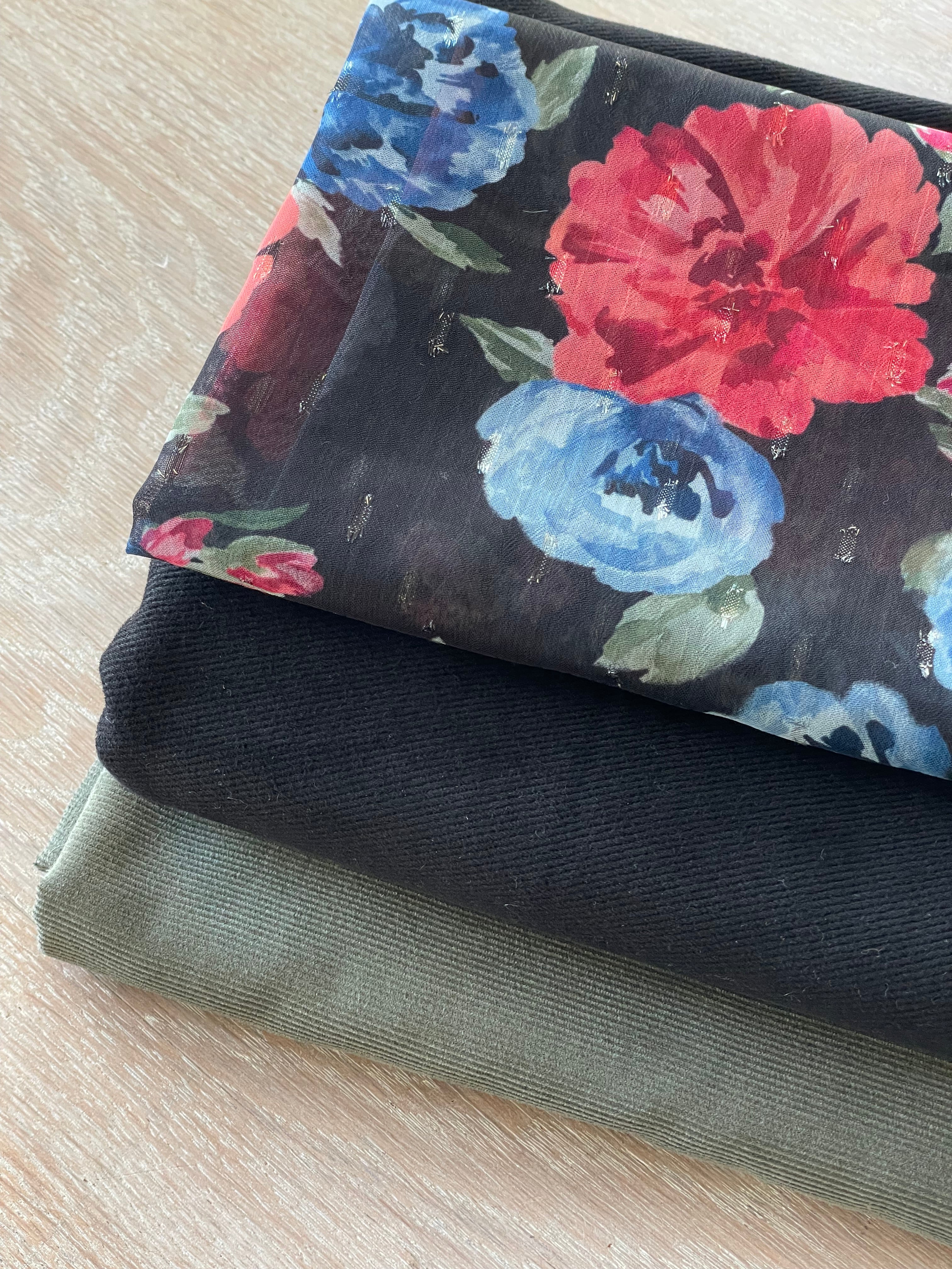 Voile Lurex Plumetis - Imprimé Paulette