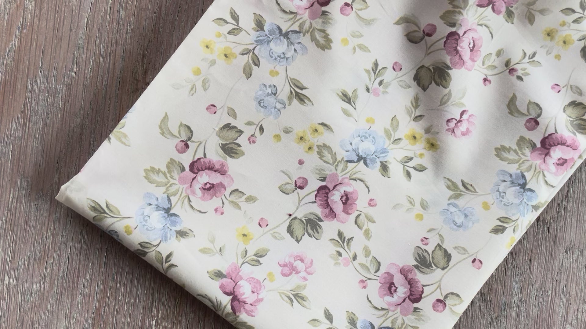 Douce popeline de coton - Imprimé Louise - Ivoire