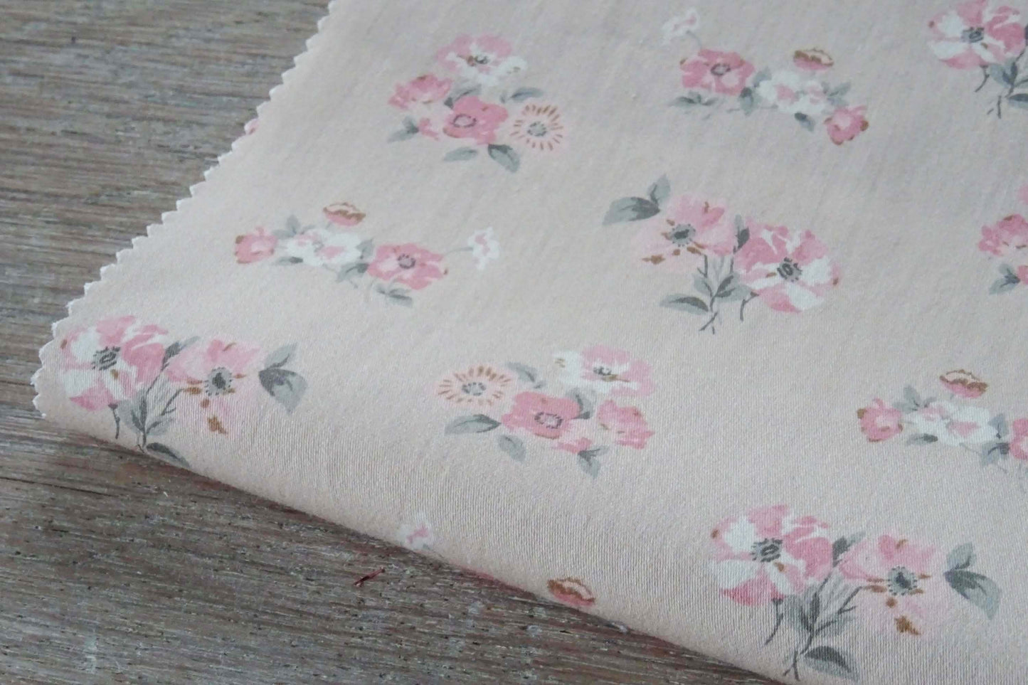 Satin de coton lourd  - Imprimé Fleurs Vintage - Rose clair