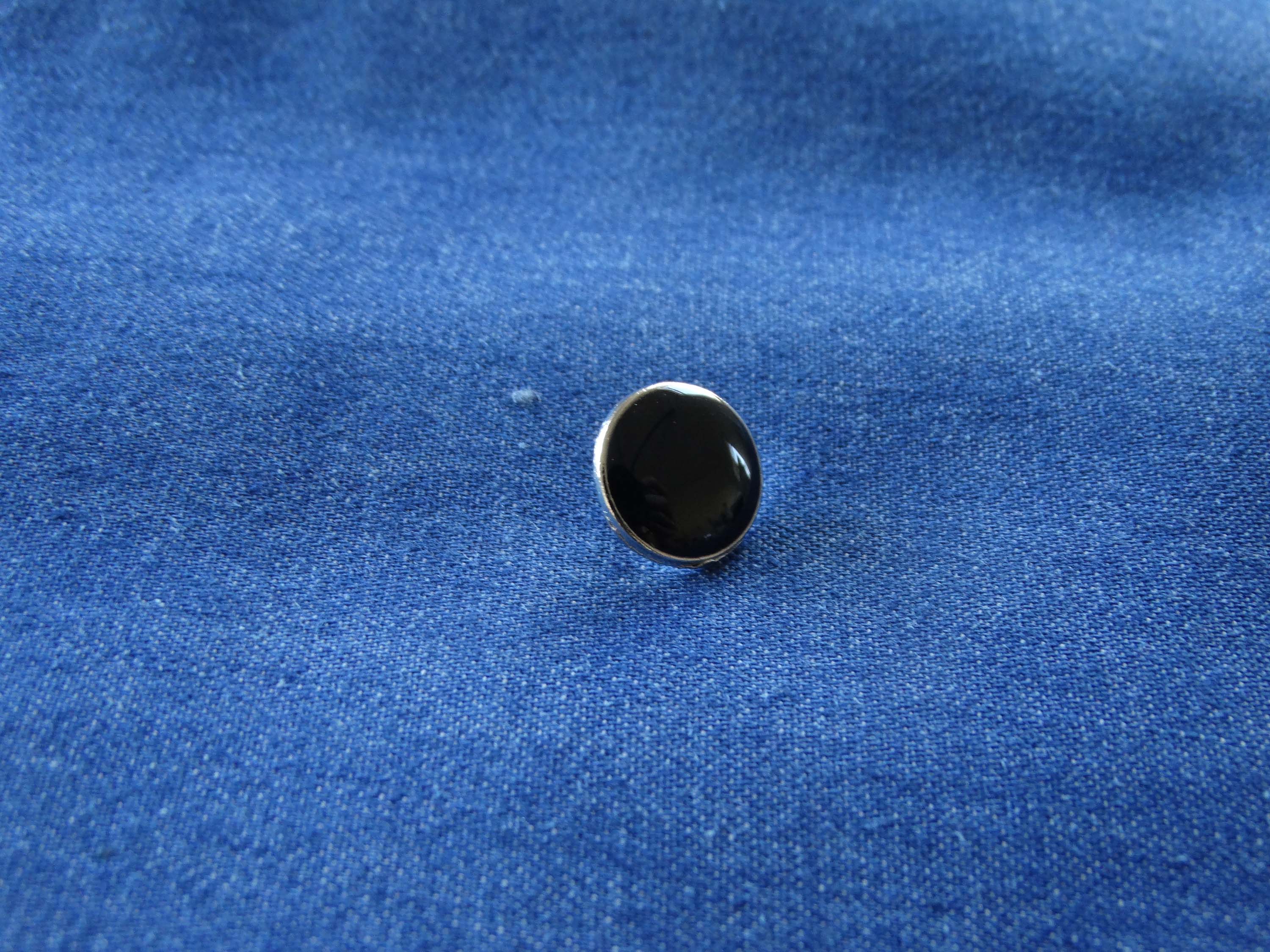 Bouton à coudre - Le rock - Noir