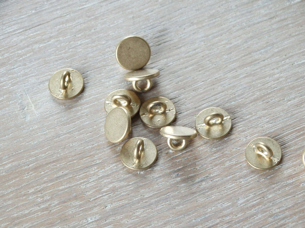 Bouton à coudre - Mignon à pied - Argent vieilli, Canon de fusil, Doré vieilli et Bronze