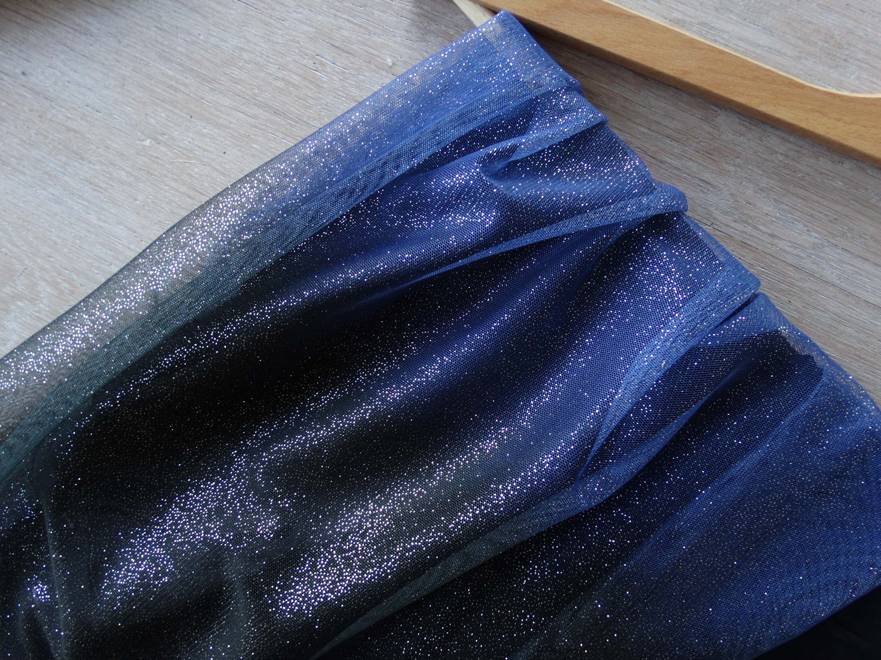 Tulle pailleté - Le dégradé  - Bleu et Noir