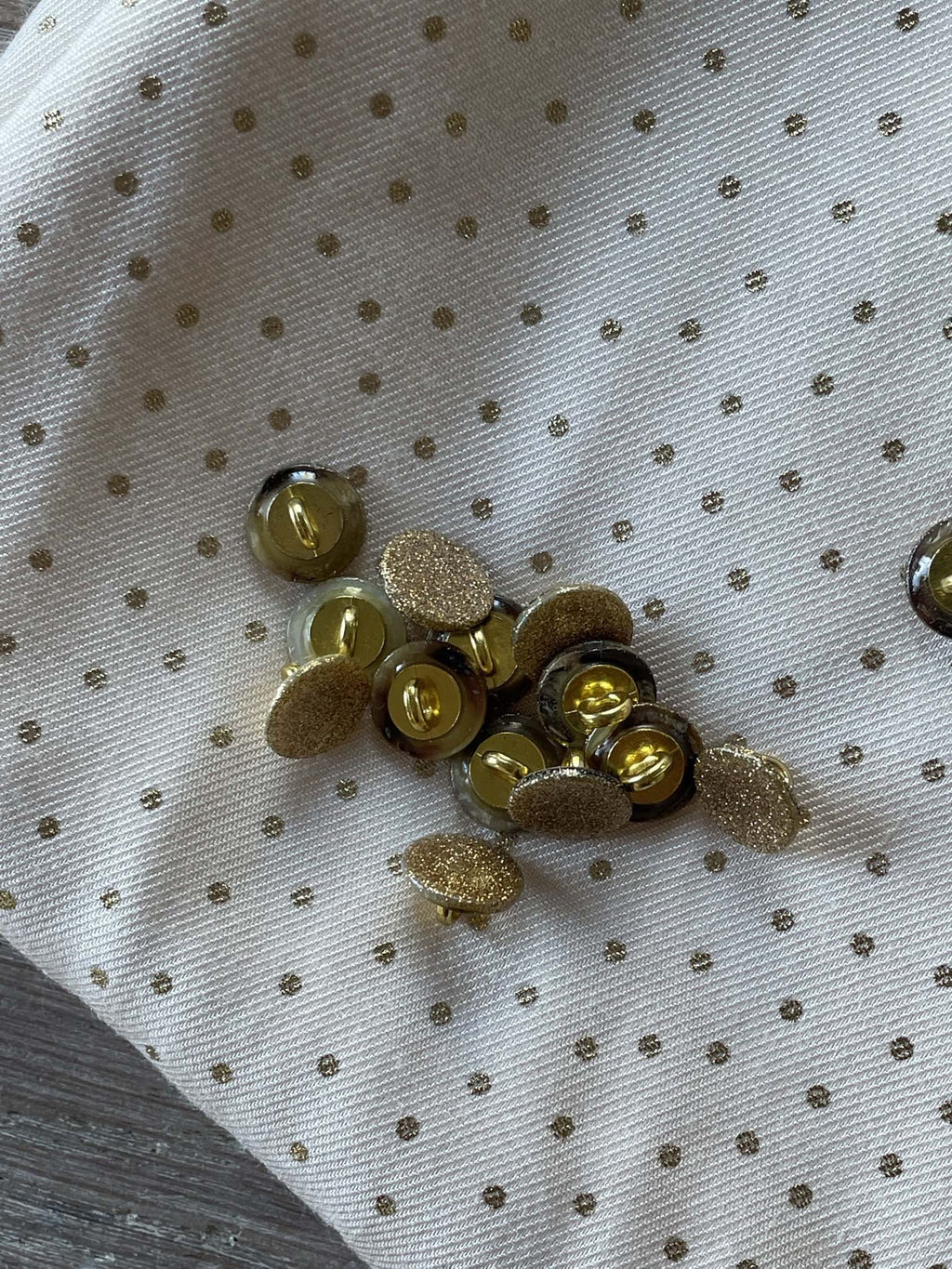 Viscose Twill - Mini Gold Dots - Nude Pink (Coupon)