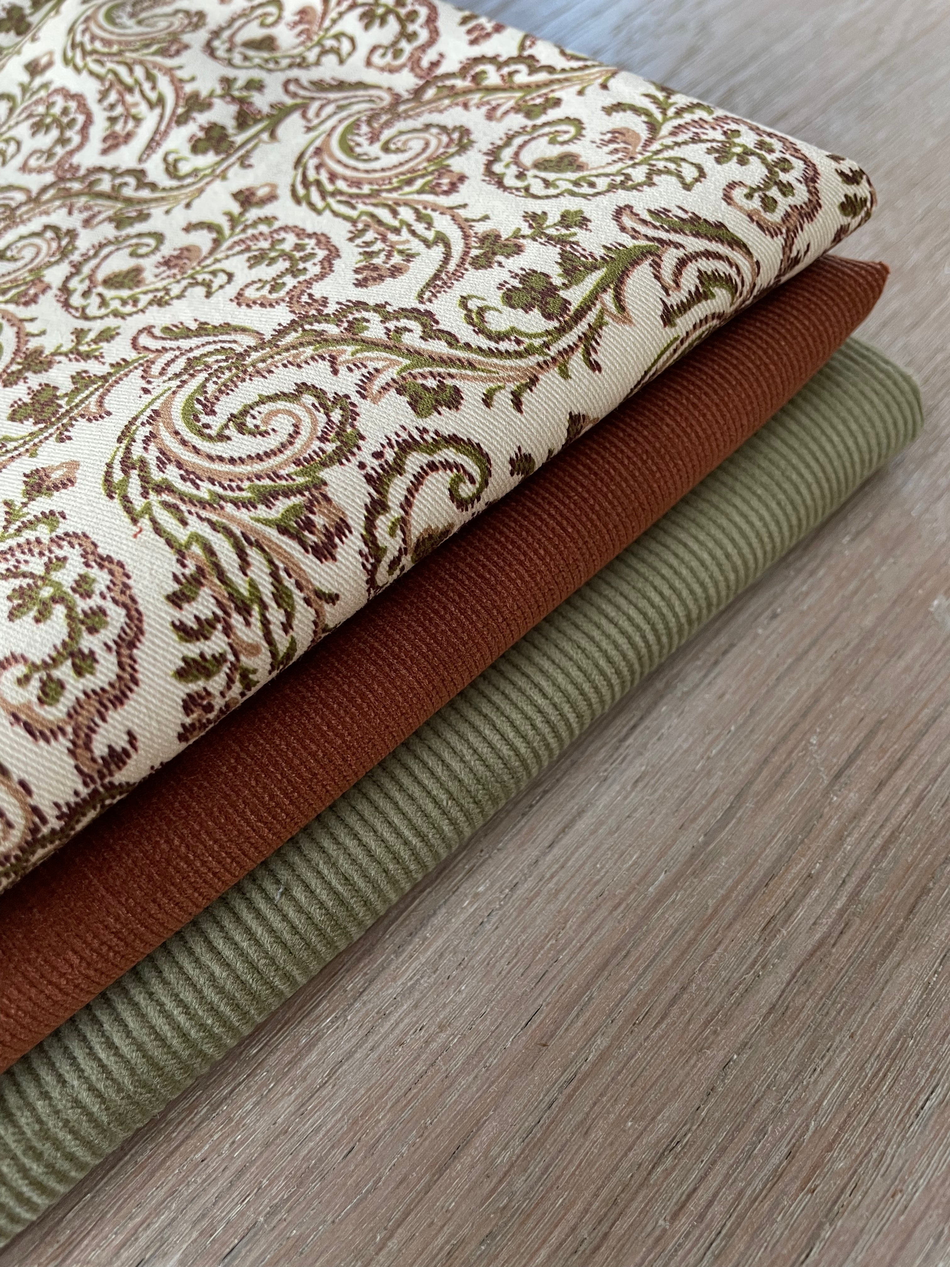 Thick ribbed velvet - Plain - Khaki (Coupon)