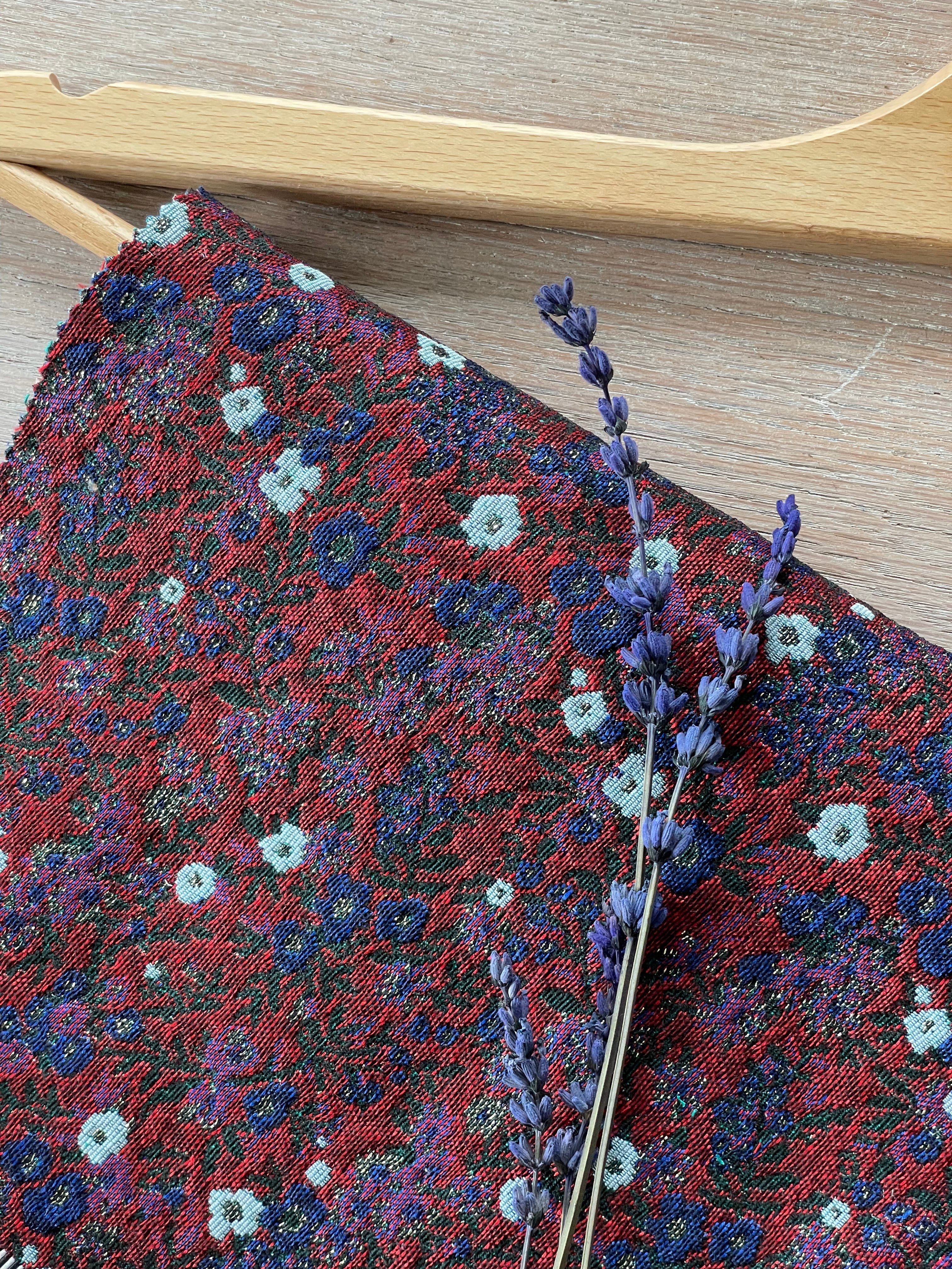 Jacquard - Azalée - Rouge, Bleu & Vert Sapin (Coupon)