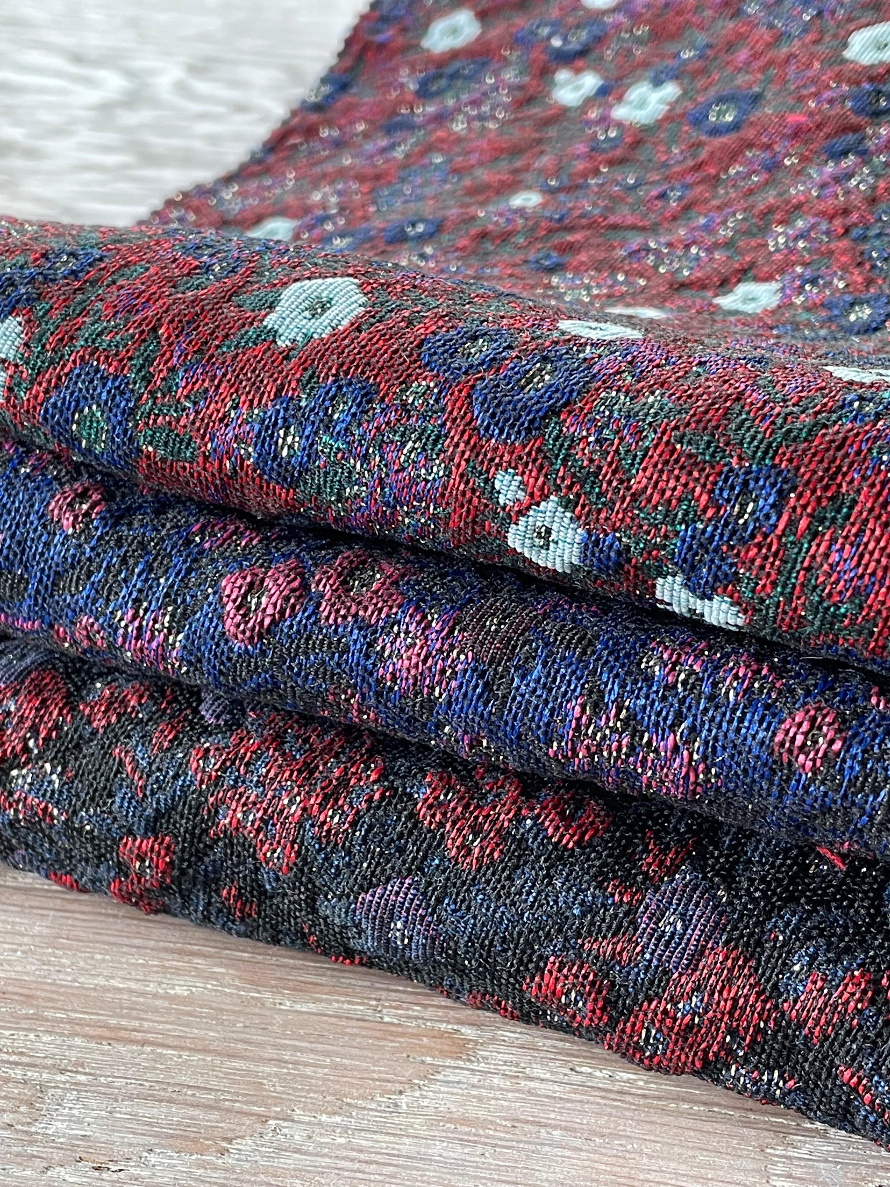 Jacquard - Azalée - Rouge, Bleu & Vert Sapin (Coupon)