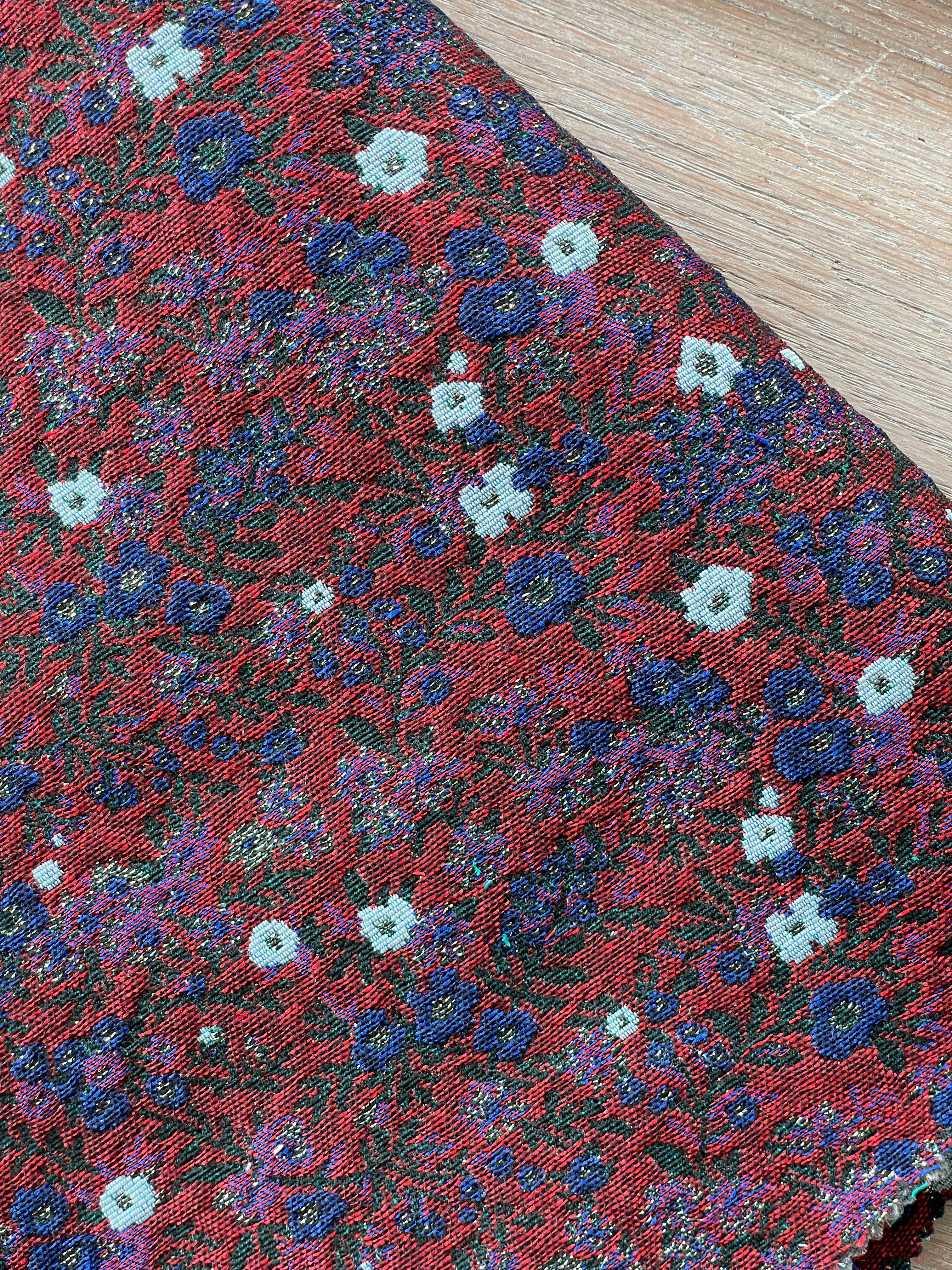 Jacquard - Azalée - Rouge, Bleu & Vert Sapin (Coupon)